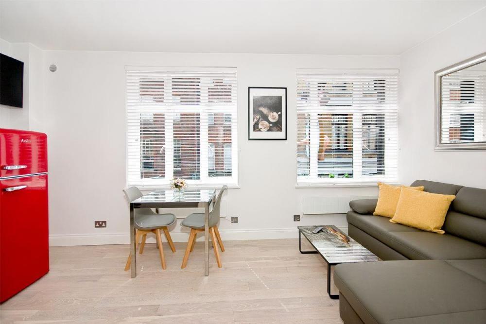 F1 Greek Street By City Living London Exterior photo